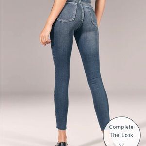 Abercrombie High Rise Jeans